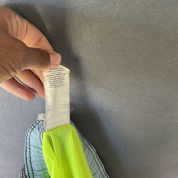 Y2K Nike Board Shorts Trunks Men's Medium Vintage Swoosh Logo Neon Green Black - Picture 12 of 12